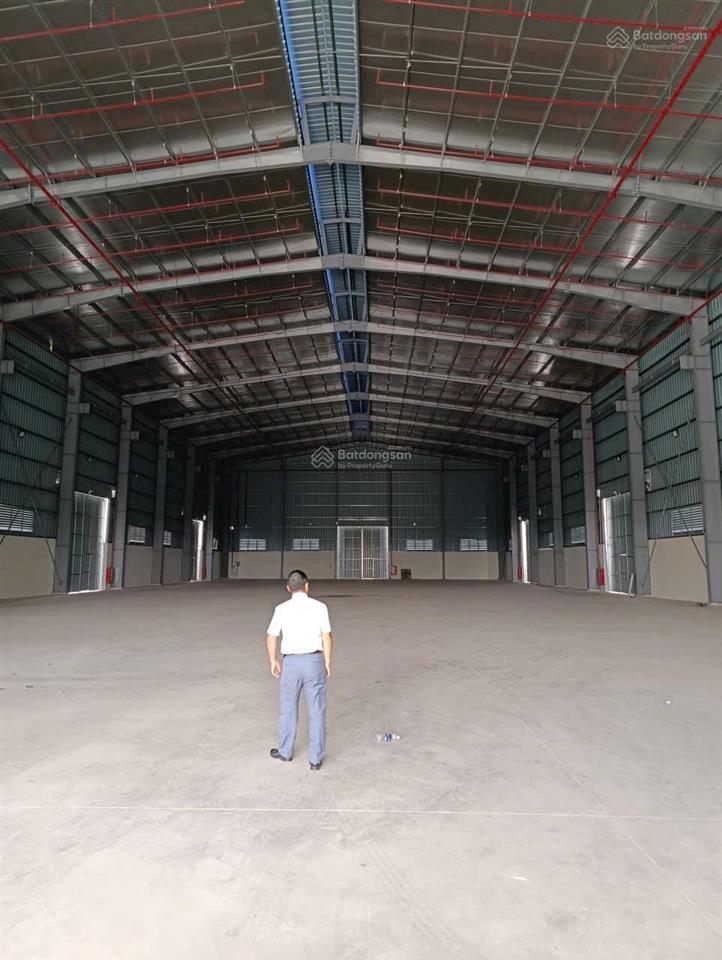 Cho thuê kho văn giang 2800m (cắt lẻ theo yêu cầu từ 800m trở lên)