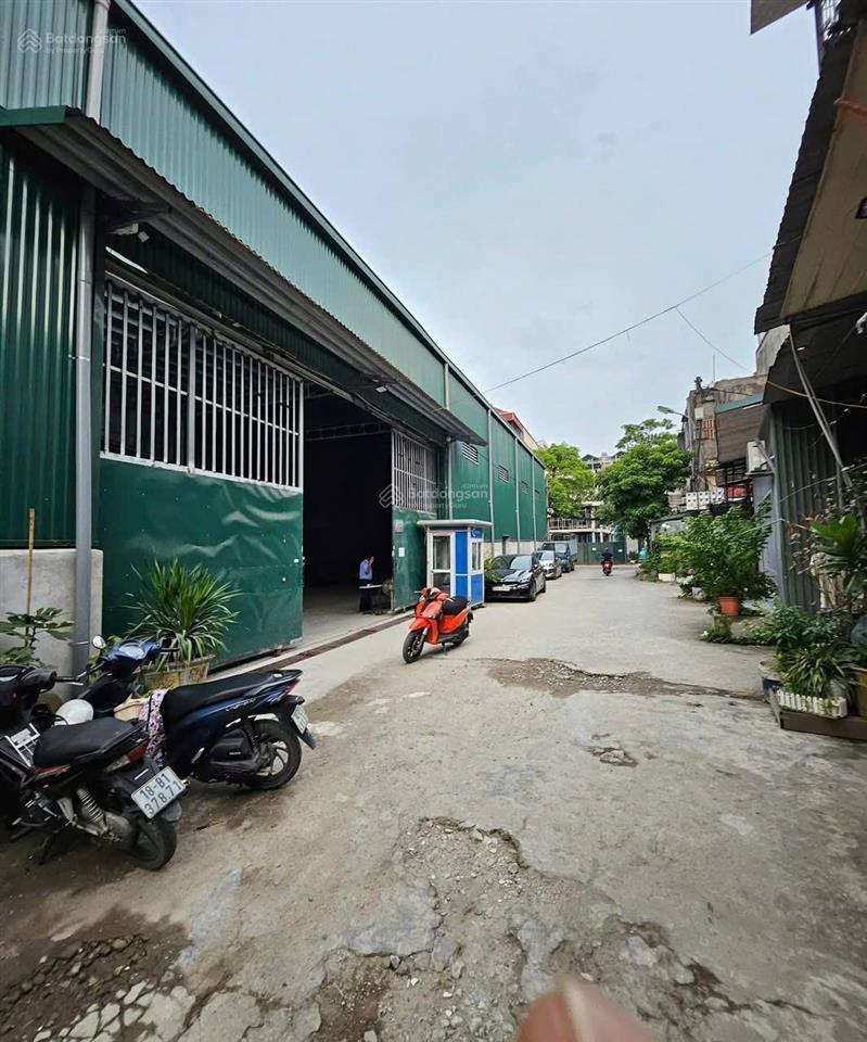 Kim giang linh đàm cho thuê kho 1670m (cắt lẻ theo yêu cầu 100m trở lên)