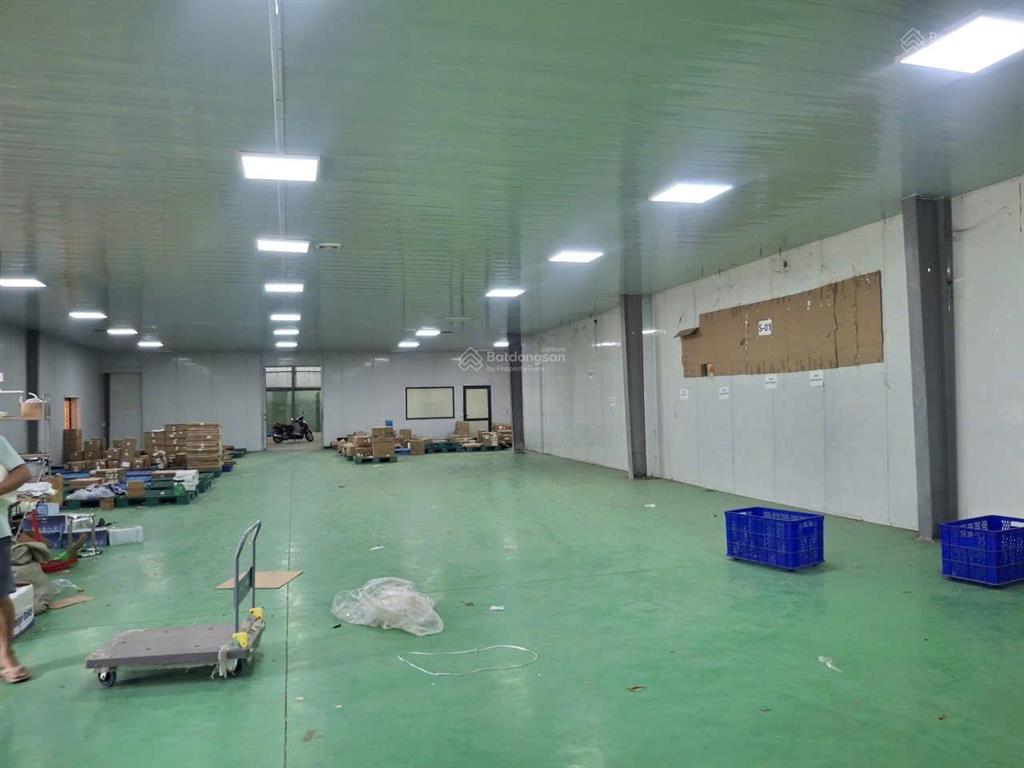 Cho thuê kho gia lâm 2000m (cắt lẻ theo yêu cầu 240m trở lên)