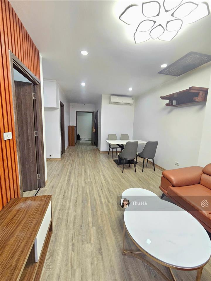 Căn 2n2vs 62m², tầng trung, hướng mát tòa mới xuân mai complex