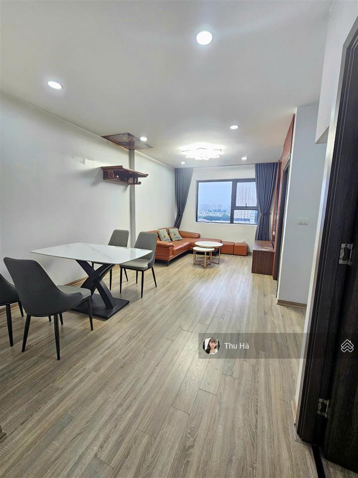 Căn 2n2vs 62m², tầng trung, hướng mát tòa mới xuân mai complex