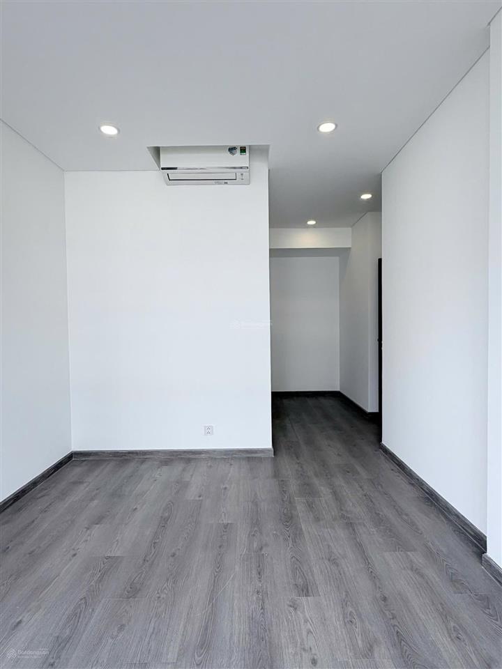 Diamond brilliant  96m2 2pn  16tr/tháng bao chỗ đậu xe hơi  0916 795 ***