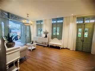 Villa cao cấp trung tâm phố cổ