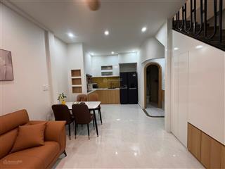 Quận 3 khu nguyễn thông. giá 5.65 tỷ diện tích đất  4.4 x 7.2 = 32m2  dtsd  64m2  1 trệt 1 lầu