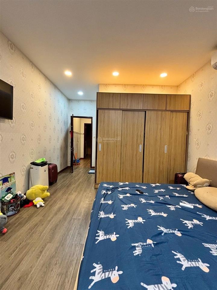 Nhà 5 tầng 52m2 (4x13) 6pn 7wc hẻm 6m nhà mới ở ngay gần trục chiến lược hương lộ 2