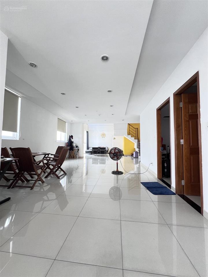 Penthouse 184m2 cc bellaza quận 7 view sông siêu đẹp, sát phú mỹ hưng. vị trí bellaza quận 7