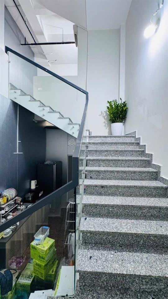 Shophouse the pegasuite tạ quang bửu p5 q8  dt 286m2 3 tầng