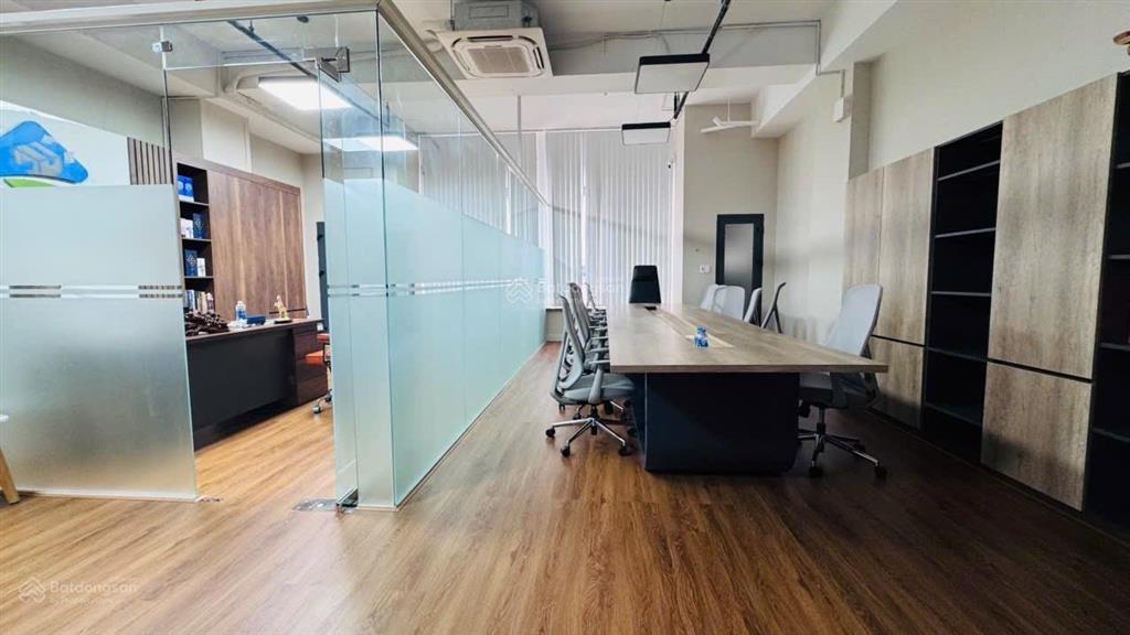 Shophouse the pegasuite tạ quang bửu p5 q8  dt 286m2 3 tầng