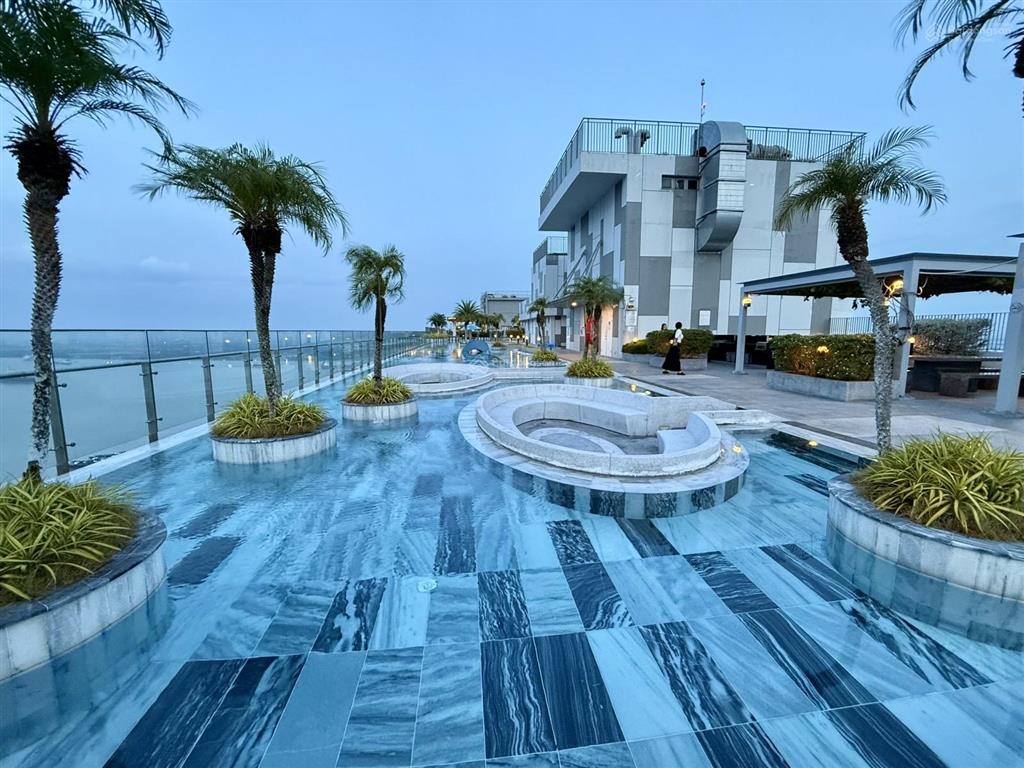 Căn hộ 90m2 panorama riverside đường tôn dật tiên, quận 7  3 phòng ngủ tầng cao view cực đẹp