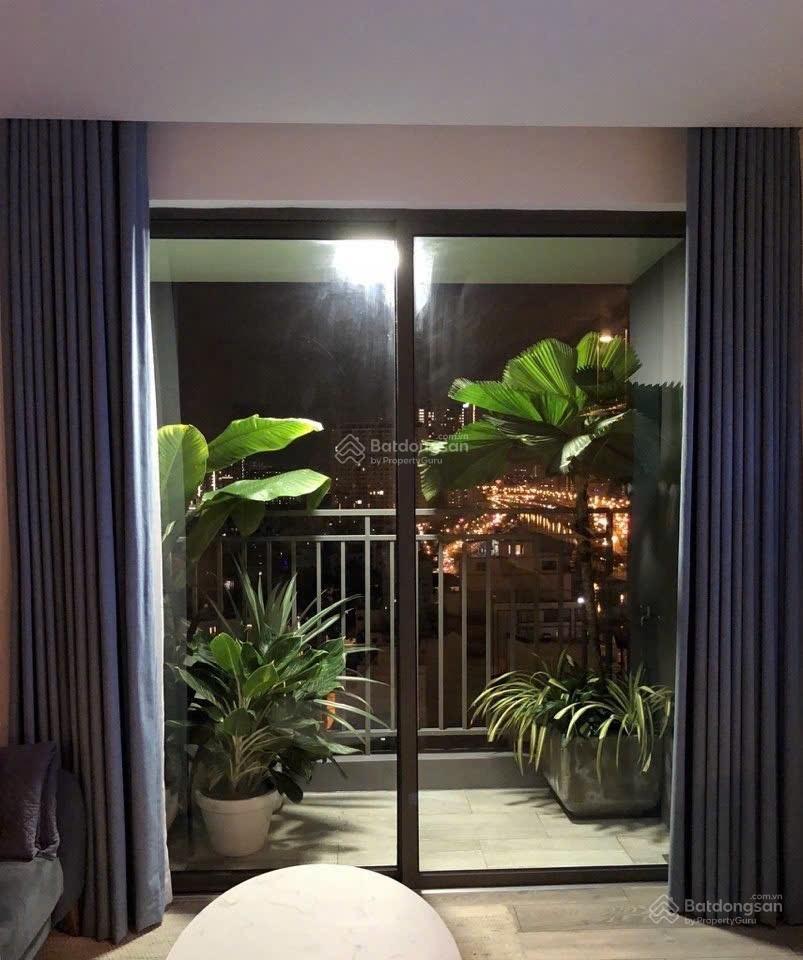 Căn hộ 3pn 96m2 river gate, vị trí đắc địa ngay mặt tiền bến vân đồn, quận 4, vài bước đến quận 1.