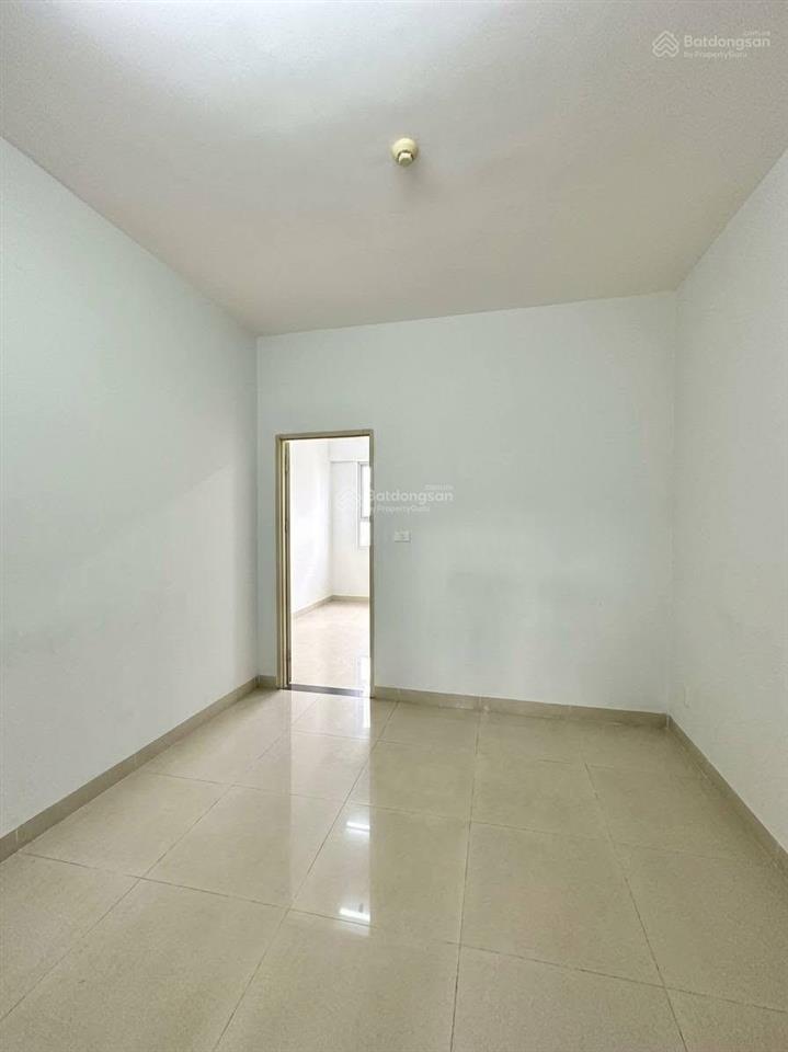 Cao ốc nguyễn kim p7 q10  lô góc cực hiếm  có sổ hồng riêng  60m2  2pn  2wc  thang máy