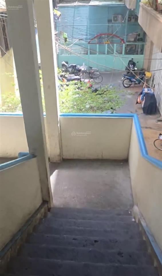 Q5 chung cư đường trần phú 2pn dtsd 40m2  trệt + lững
