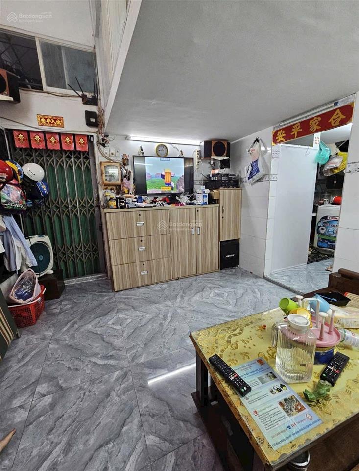 Q5 chung cư đường trần phú 2pn dtsd 40m2  trệt + lững