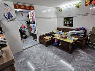 Q5 chung cư đường trần phú 2pn dtsd 40m2  trệt + lững