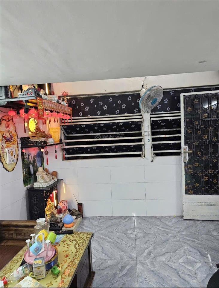 Q5 chung cư đường trần phú 2pn dtsd 40m2  trệt + lững