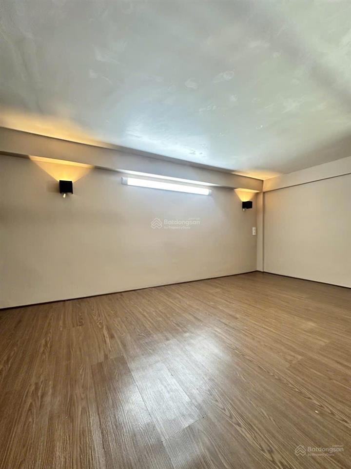 Căn hộ ngay đường hoàng diệu p12 quận 4 ngay cầu calmette  2 phút vào quận 1 dt 15m2 dtsd 25m2