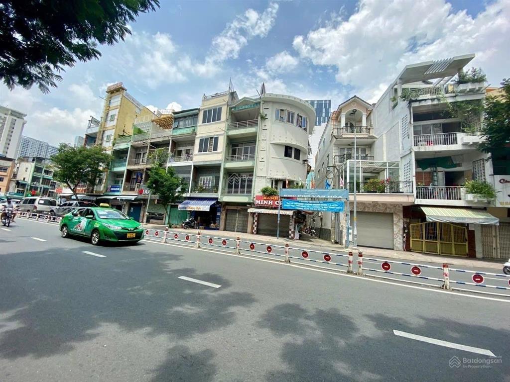 Căn hộ ngay đường hoàng diệu p12 quận 4 ngay cầu calmette  2 phút vào quận 1 dt 15m2 dtsd 25m2
