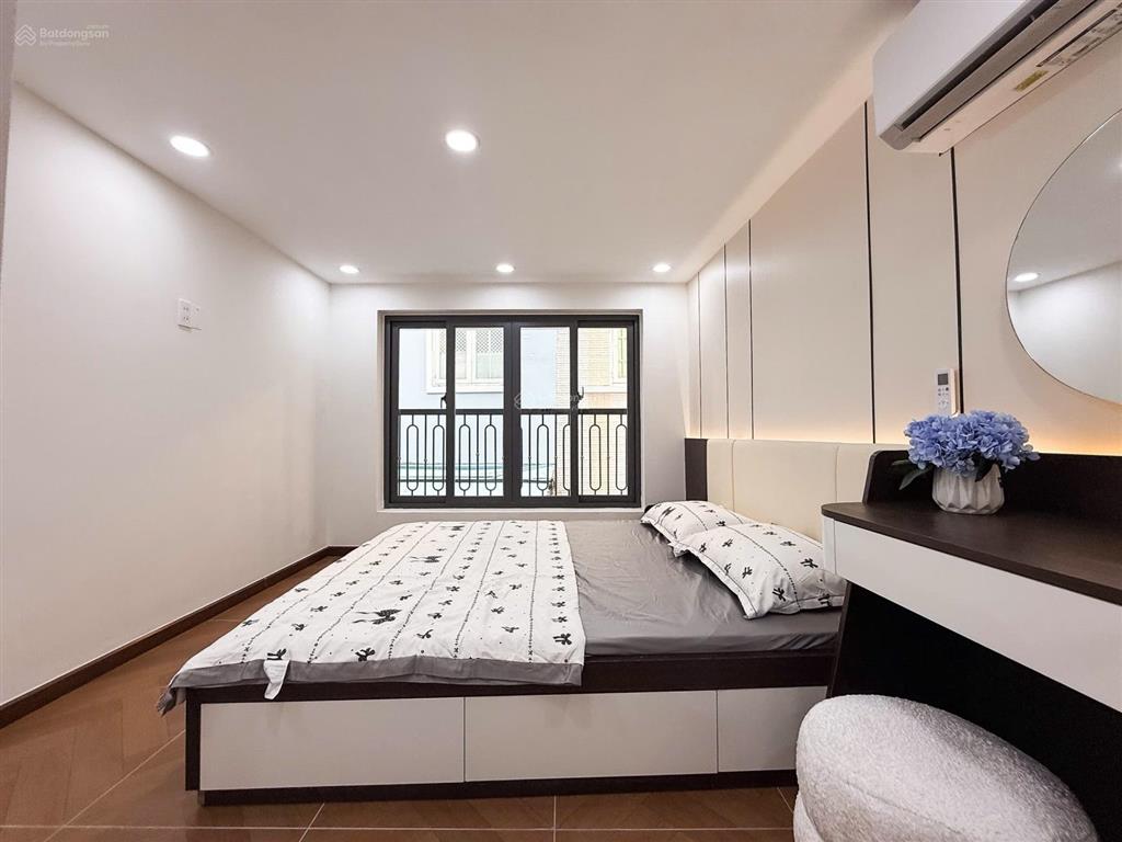 Lý thái tổ p. vườn lài, quận 10 nhà 4 tầng 3pn kết nối đường 3  2, nguyễn tri phương, sư vạn hạnh