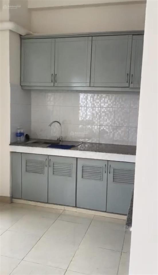 Cho thuê căn hộ nguyễn kim q10 72m2  2pn 2wc  ban công rộng thoáng. 14 triệu/tháng