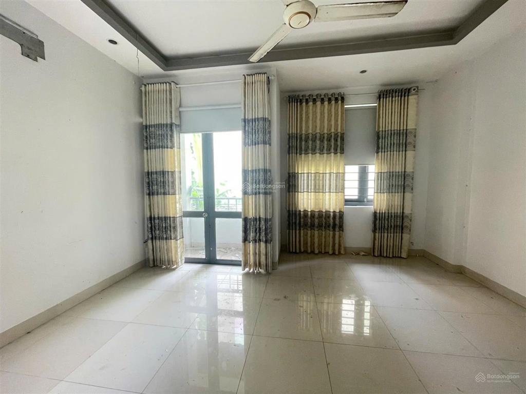 Cho thuê nhà phố 4 tầng 5x20m khu dân cư 13e intresco bình hưng, tphcm. giá 15 triệu/tháng