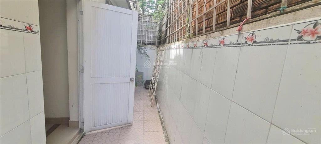 Nhà cho thuê 4 tầng 7x18m khu dân cư 13b conic phong phú bình chánh. giá thuê 16 triệu/tháng.