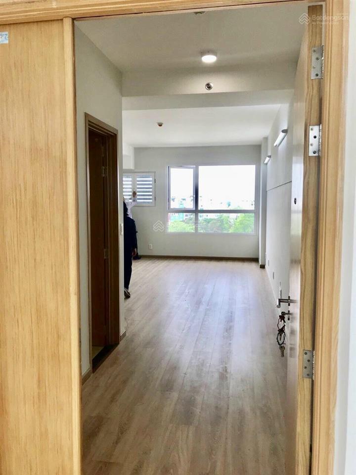 Charmington la pointe  cho thuê officetel 35m2 giá 10,5tr, được đkkd