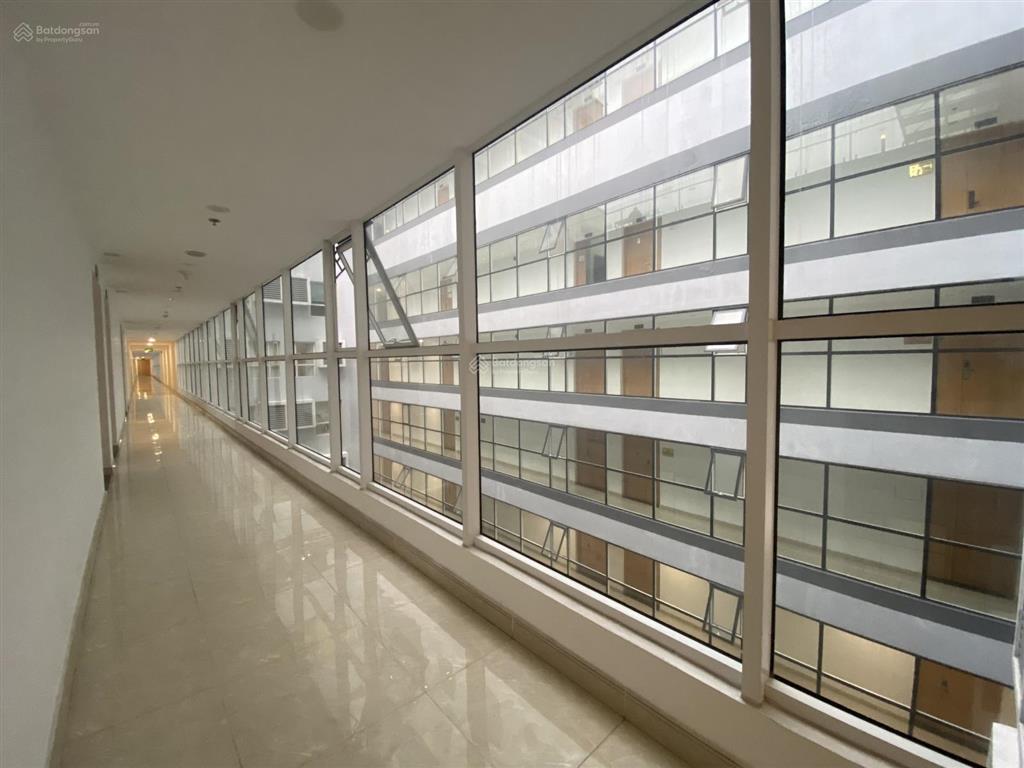 Charmington la pointe  cho thuê officetel 35m2 giá 10,5tr, được đkkd