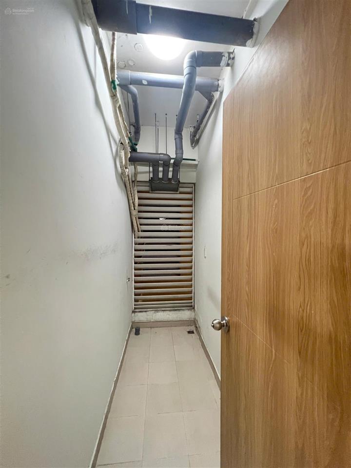 Charmington  cho thuê 2 phòng ngủ 2 toilet cơ bản 17,5 triệu