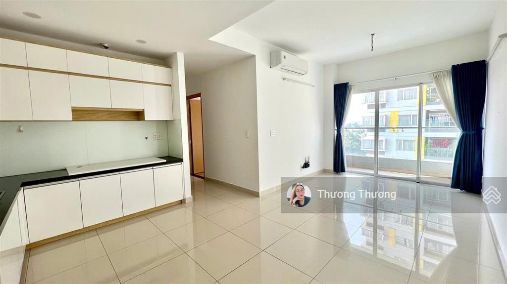 Charmington la pointe  bán căn 2pn2wc căn góc 72m2 giá 3tỷ7 bao sang tên