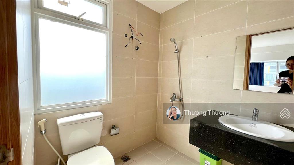 Charmington la pointe  bán căn 2pn2wc căn góc 72m2 giá 3tỷ7 bao sang tên