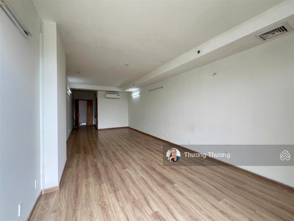 Charmington  bán gấp căn 45m2 chỉ 2tỷ200 bao sang tên, trống sẵn