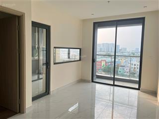Daqua cho thuê căn hộ 3 phòng ngủ nhà trống có rèm chỉ 12tr dt 82m2