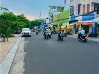 Bán nhà c4 có sổ hồng hướng đn đường trường sa vĩnh nguyên nha trang. dt 98,3m2 (ngang 5m)giá 10tỷ