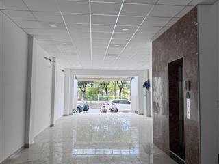 Cho thuê nhà mặt tiền đường liên phường có thang máy , sàn trống suốt