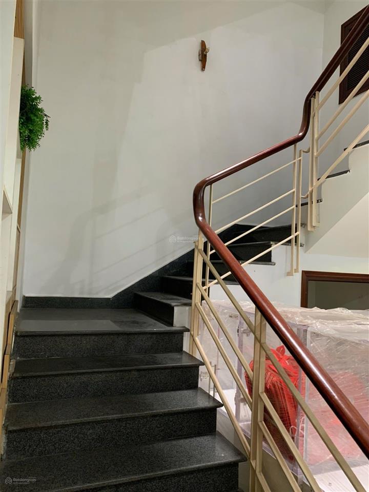 Cho thuê nhà nguyên căn nam long q9
