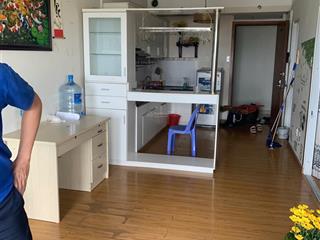 Cho thuê căn hộ cc flora anh đào 1 pn + 1 đa năng