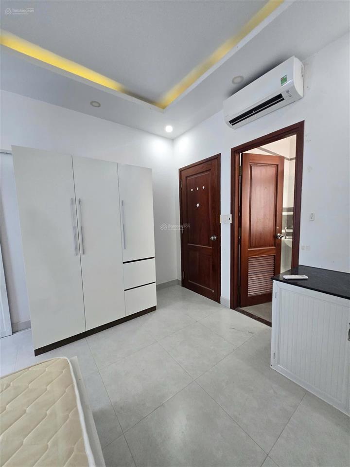 Cho thuê căn hộ dịch vụ 2pn ngay đường liên phường q9