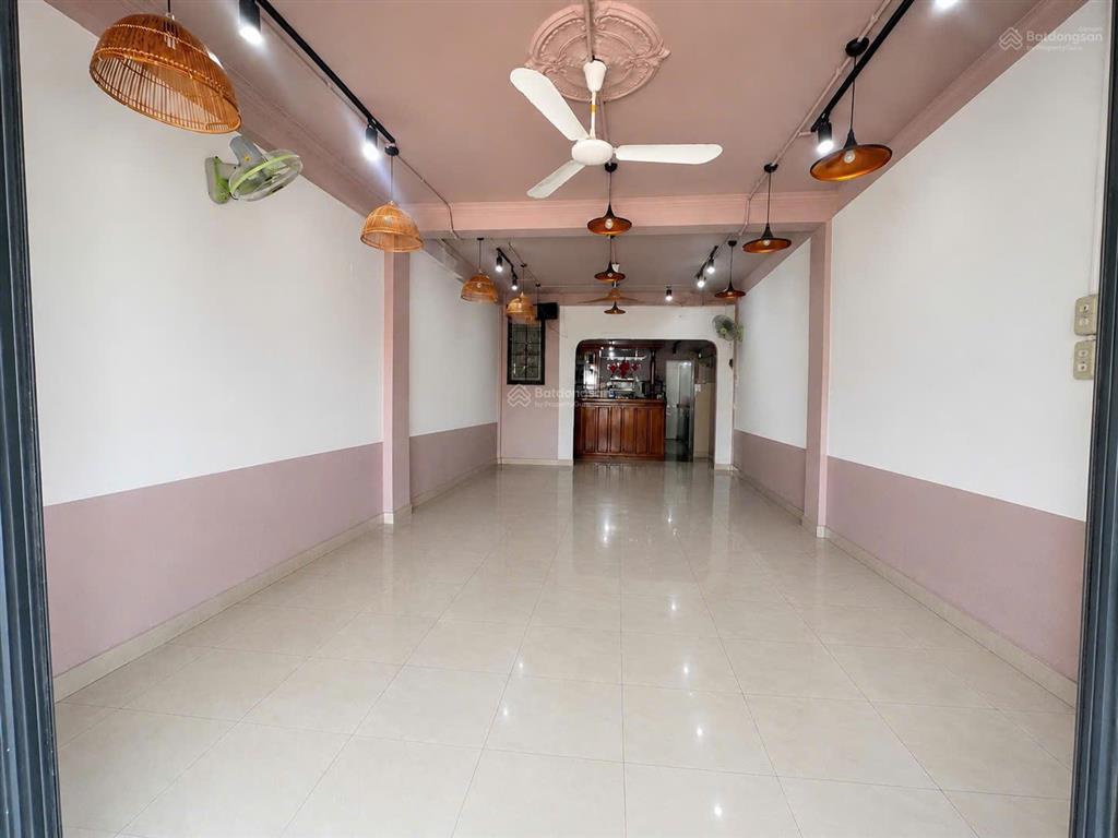 Cho thuê mb riêng biệt 55m2 gần siêu thị lotter, hải châu  phù hợp spa, vp cty