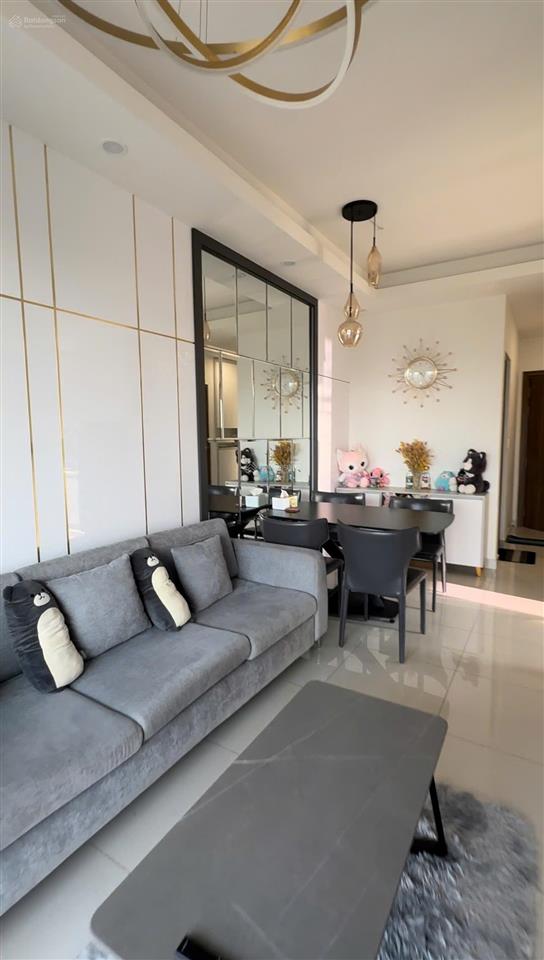 Bán góc 69.19m2 full nội thất. tầng trung. có hỗ trợ ngân hàng. gọi hà xem nhà 24/7 0933 252 ***