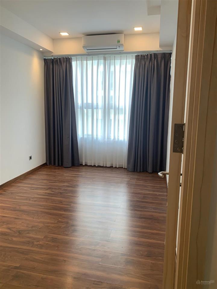 Căn cuối cùng giá tốt. cần bán gấp 2pn 90m2 full nội thất. mid m6. có sổ hồng và ô xe. giá 9.15 tỷ