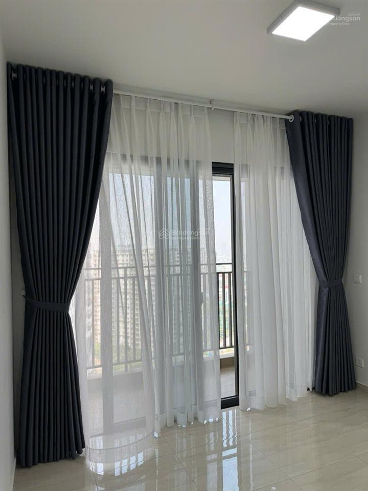 Bán 91m2 nội thất cơ bản tầng 1x giá 8.9 tỷ. tầng trung, view hồ bơi. gọi em hà 0933 252 ***