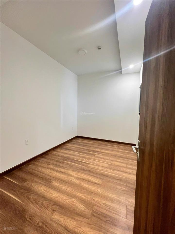 Bán căn 66.66m2 giá 3.65 tỷ. tầng 1x. sẵn hđ thuê
