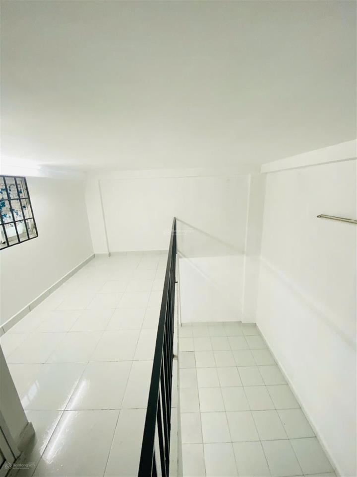 Bán căn hộ rẻ, mát, trung tâm chỉ 390 tr, 30m2, kế trường đh qt miền đông, tp mới, tphcm, gần aeon
