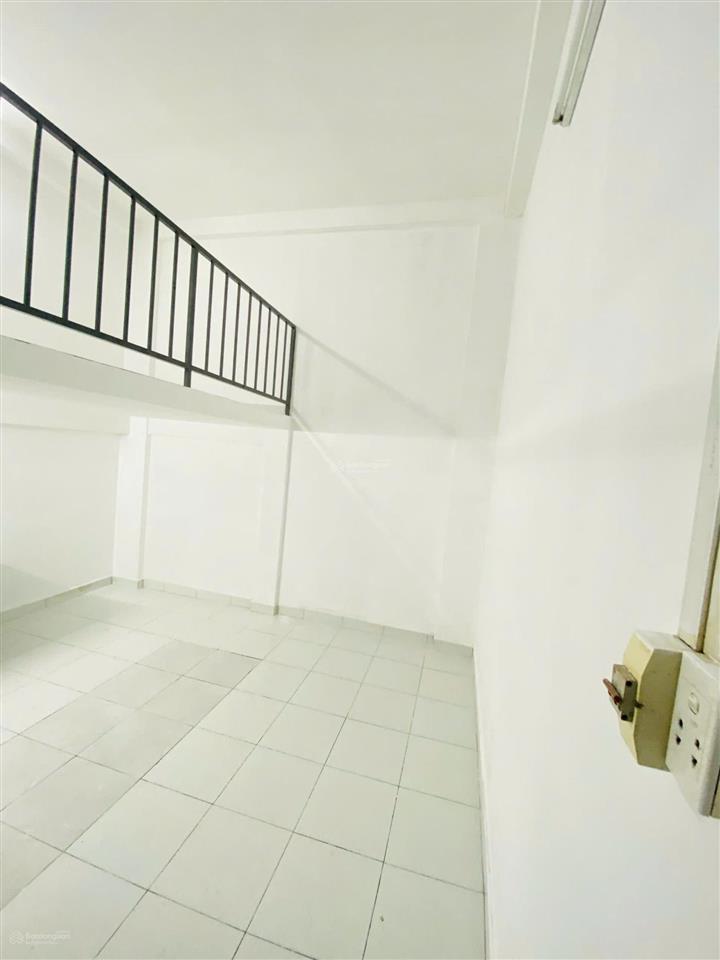 Bán căn hộ rẻ, mát, trung tâm chỉ 390 tr, 30m2, kế trường đh qt miền đông, tp mới, tphcm, gần aeon