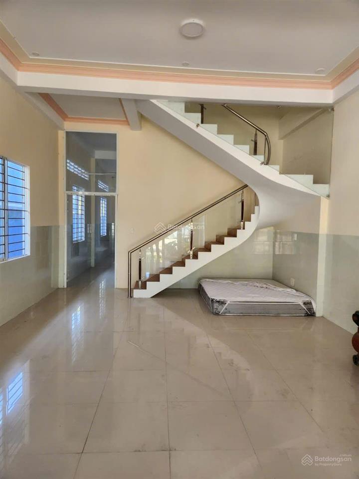 Bán đất full thổ cư 550m2 tại cửa dương, phú quốc, có sẵn dãy trọ 20 phòng giá 9 tỷ