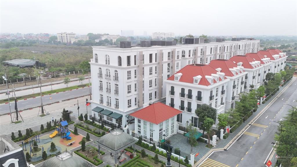 Cần bán biệt thự avenue garden phân khu đông dương 342m2, nhận nhà ngay