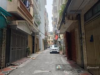 Nhà đẹp ở ngay, khu phân lô hoàng sâm 50m24 tầngô tô tránhcó garahạ tầng an ninh sinh thái ổn