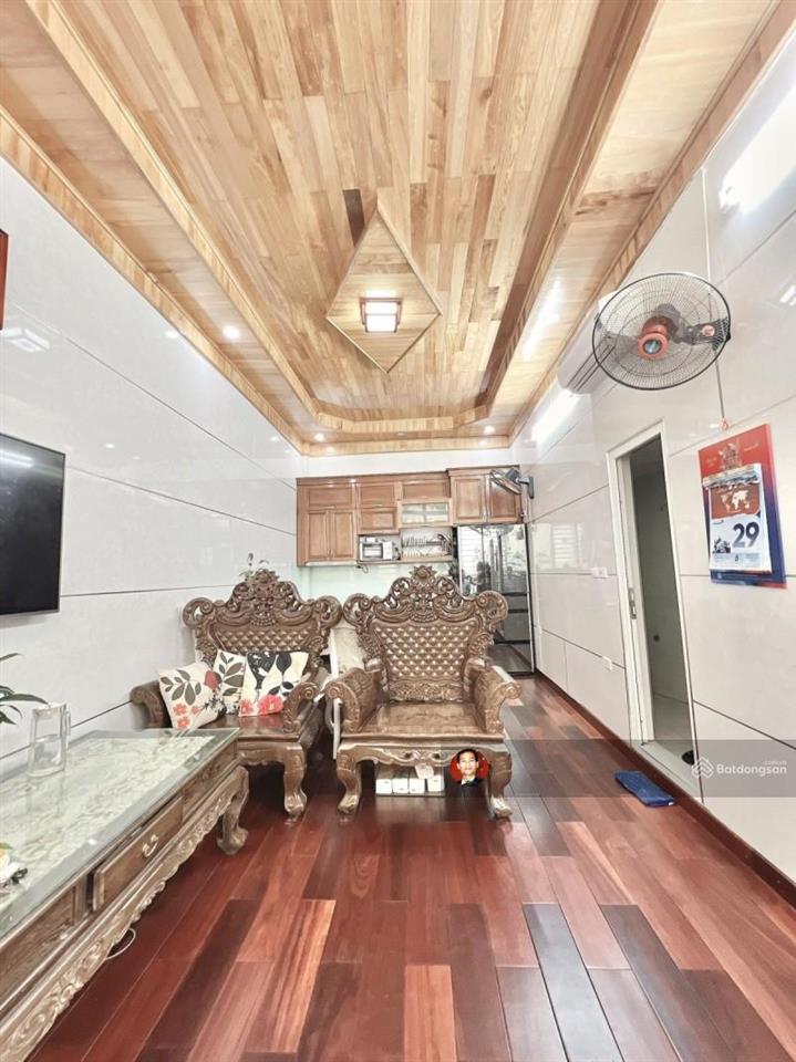 Ngộp bán gấp, cắt sâu 20tỷ, 68m2 nhà riêng pháo đài láng, 4 tầng, ôtô tránh, kinh doanh sầm uất 247