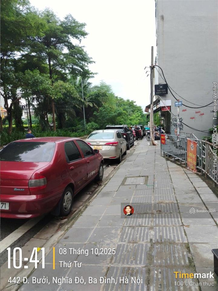 Cho thuê tòa nhà sáu tầng mặt phố bưởi ba đình 3 mặt thoáng vỉa hè rộng kinh doanh sầm uất đêm ngày