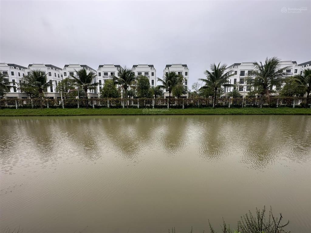 Bán đơn lập khu hồ harmony nguyệt quế 2. 350m2, đn,hoàn thiện tỉ mỉ, tiểu cảnh đẹp, sông sau